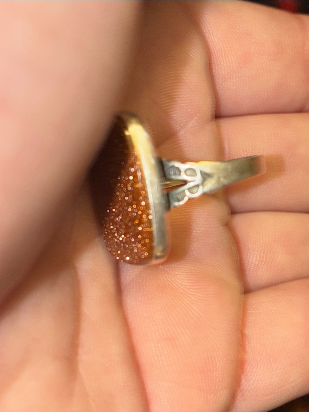 Sparkling Sandstone Gem Set in a Solid Sterling Setting - Picture 12 of 12